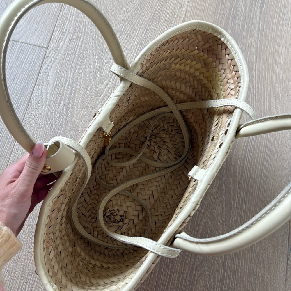Jacquemus Le Petit Panier Soli Wicker Top Handle Bag broken piece on back!! - Picture 10 of 17